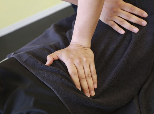 背中ストレッチ